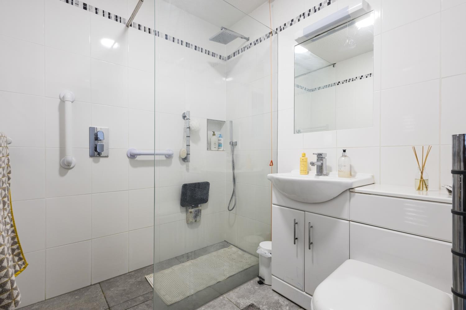 Property Image 82d86cb4-0d08-406a-b75f-807e008e2f4b