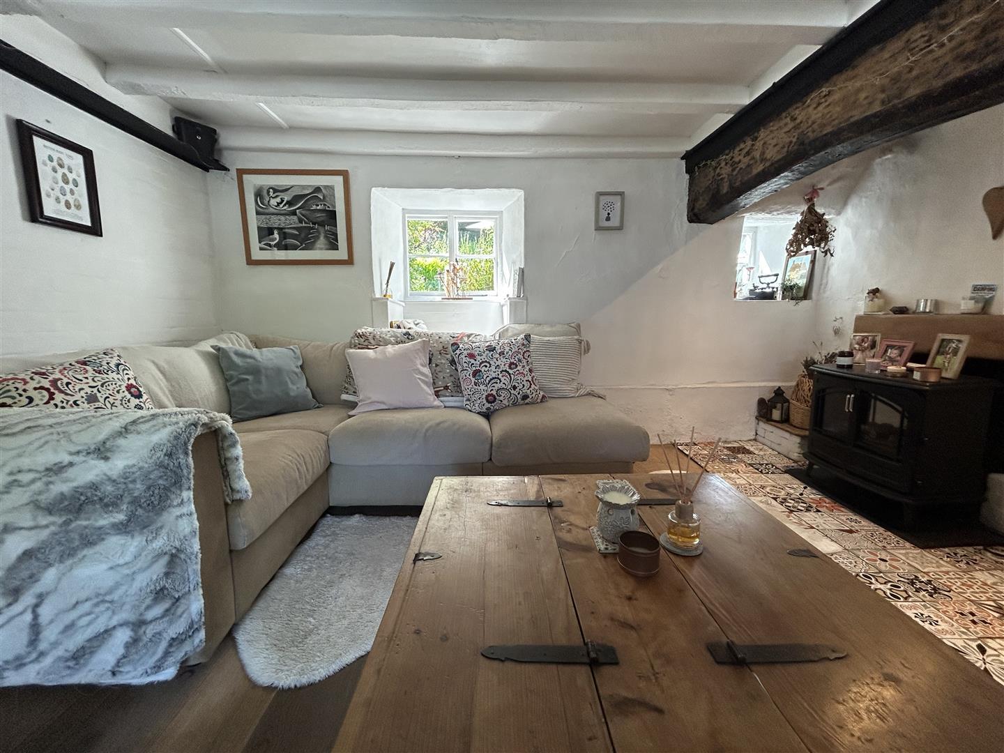 Property Image 82dcf69b-0c2b-47a5-8081-c9cdd8494bd0