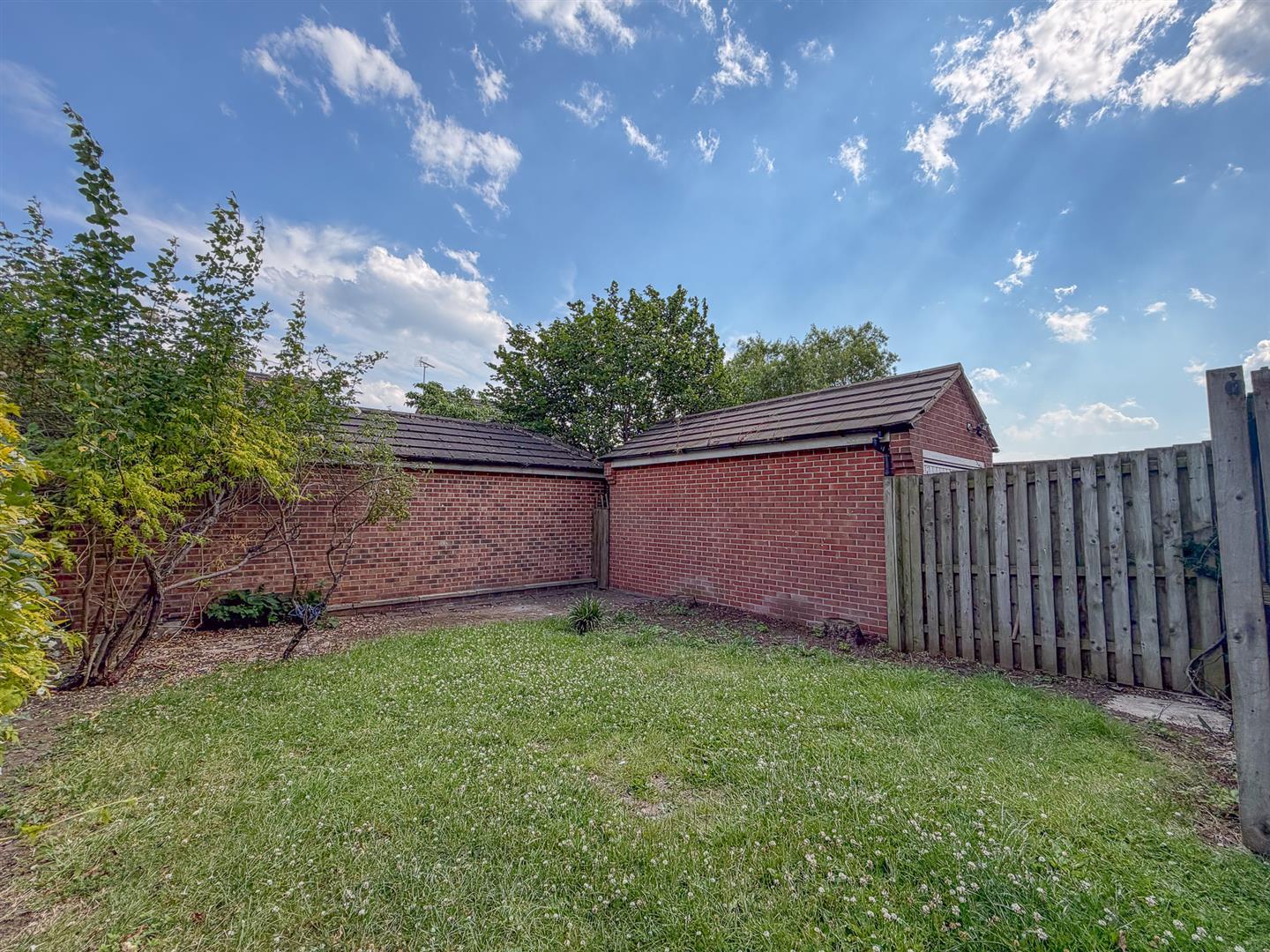 Property Image 82e99b68-c467-4ed6-a15f-565d11662767