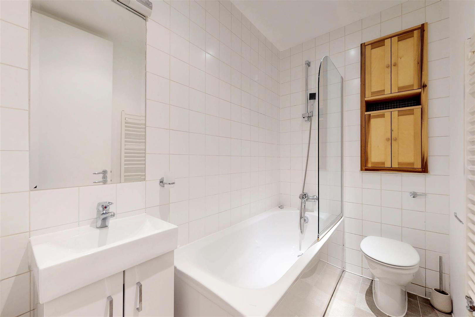 Property Image 82f595d8-9298-4aec-8d38-a439066738ee