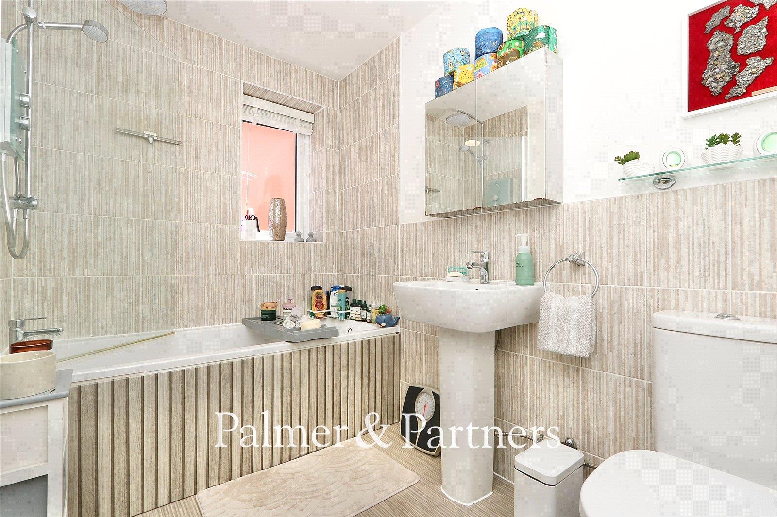 Property Image 82fdc6b3-ddf2-424e-a413-888c9a9d6e93