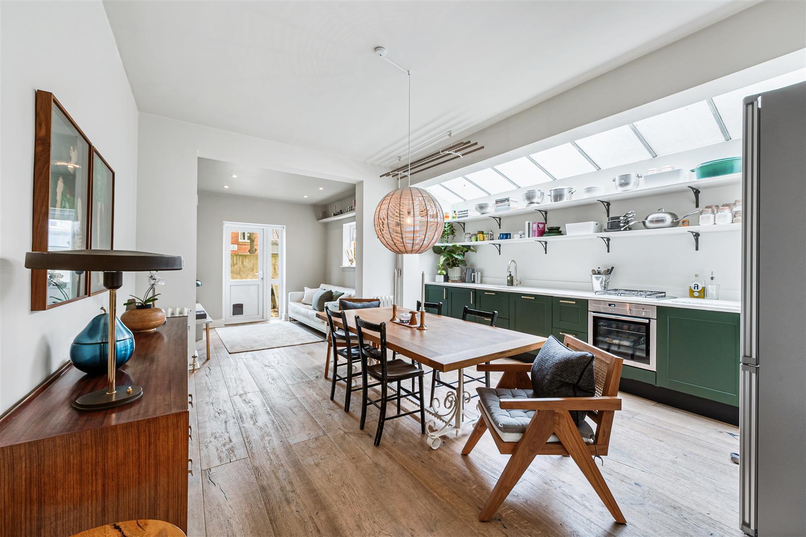 Property Image 83009a53-b888-450a-9d9b-f8497e411e28