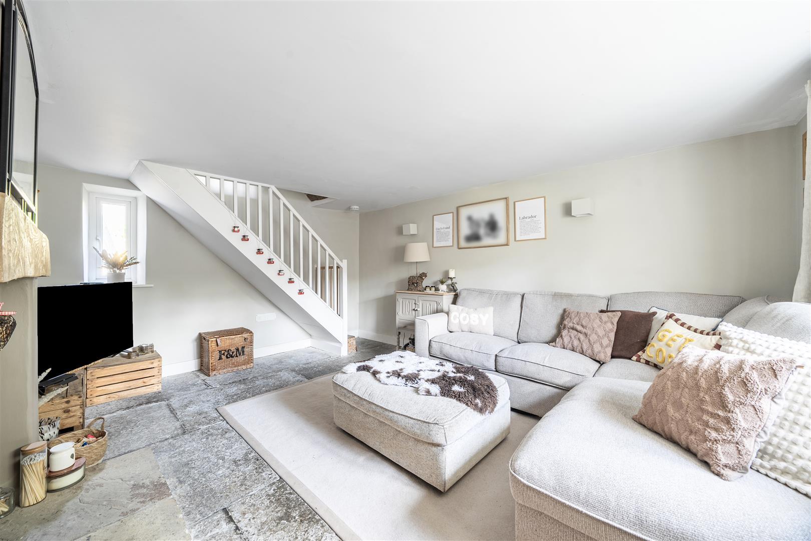 Property Image 83037d70-413d-4061-80d7-e281191babf9