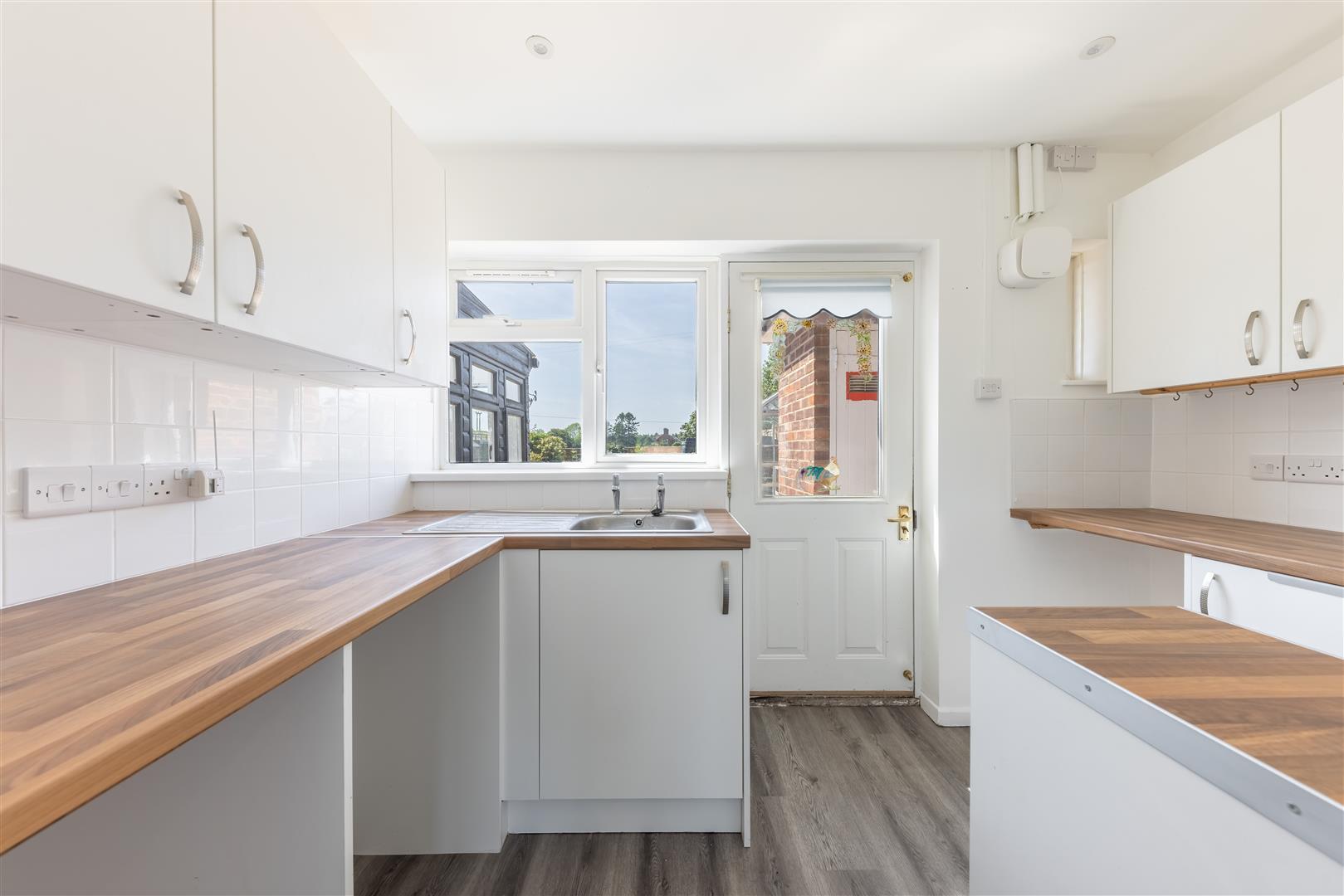Property Image 830b50f1-62f8-42cc-aa47-25ddfc181a54