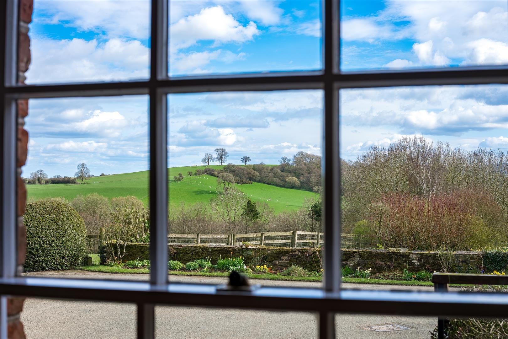 Property Image 830eae8e-4ae6-46b1-8bf9-da94c6b8ad7b