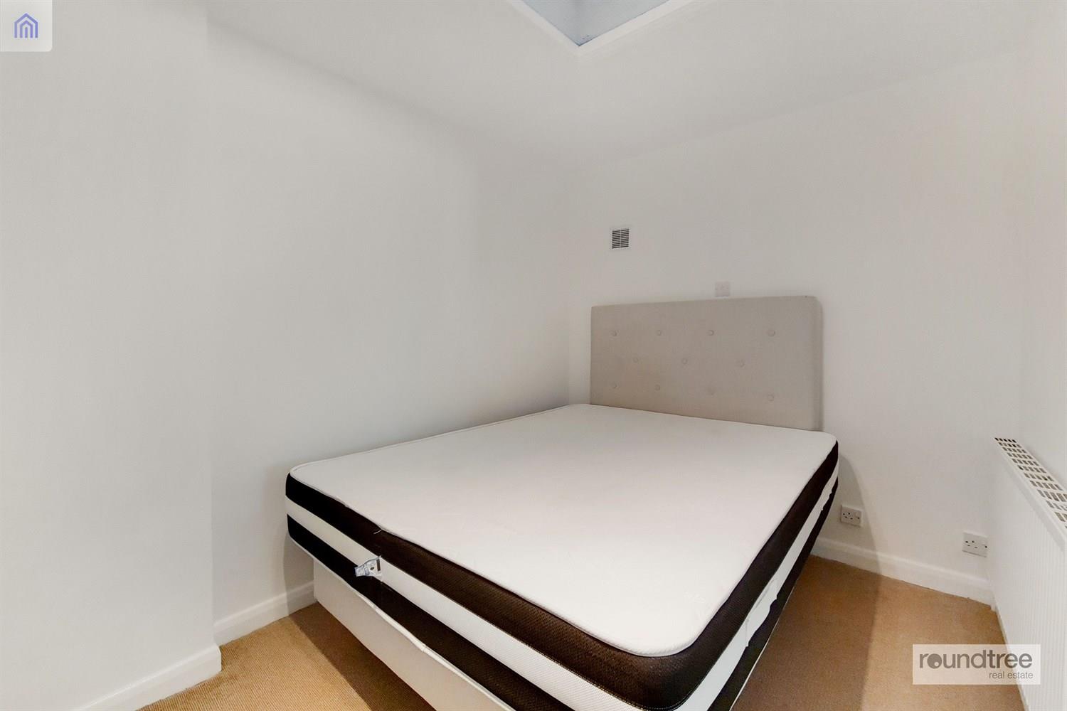 Property Image 8312ca57-3b58-4f05-88c9-ec4af40e14da