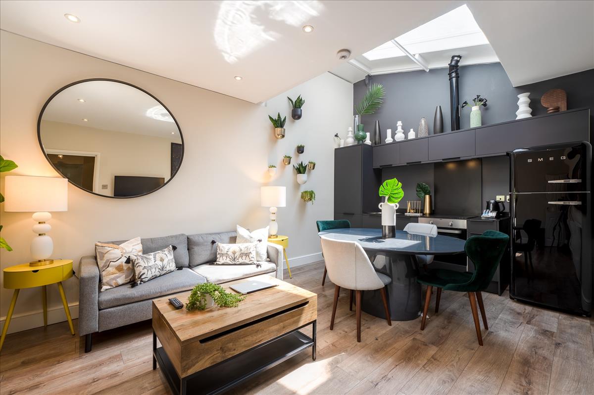 Property Image 8314b617-74d0-431c-9620-00f8cb385c2e