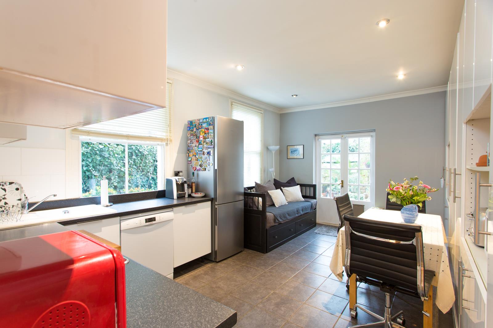 Property Image 8318f8b8-9b36-45f1-a785-2f4e1d738fa3