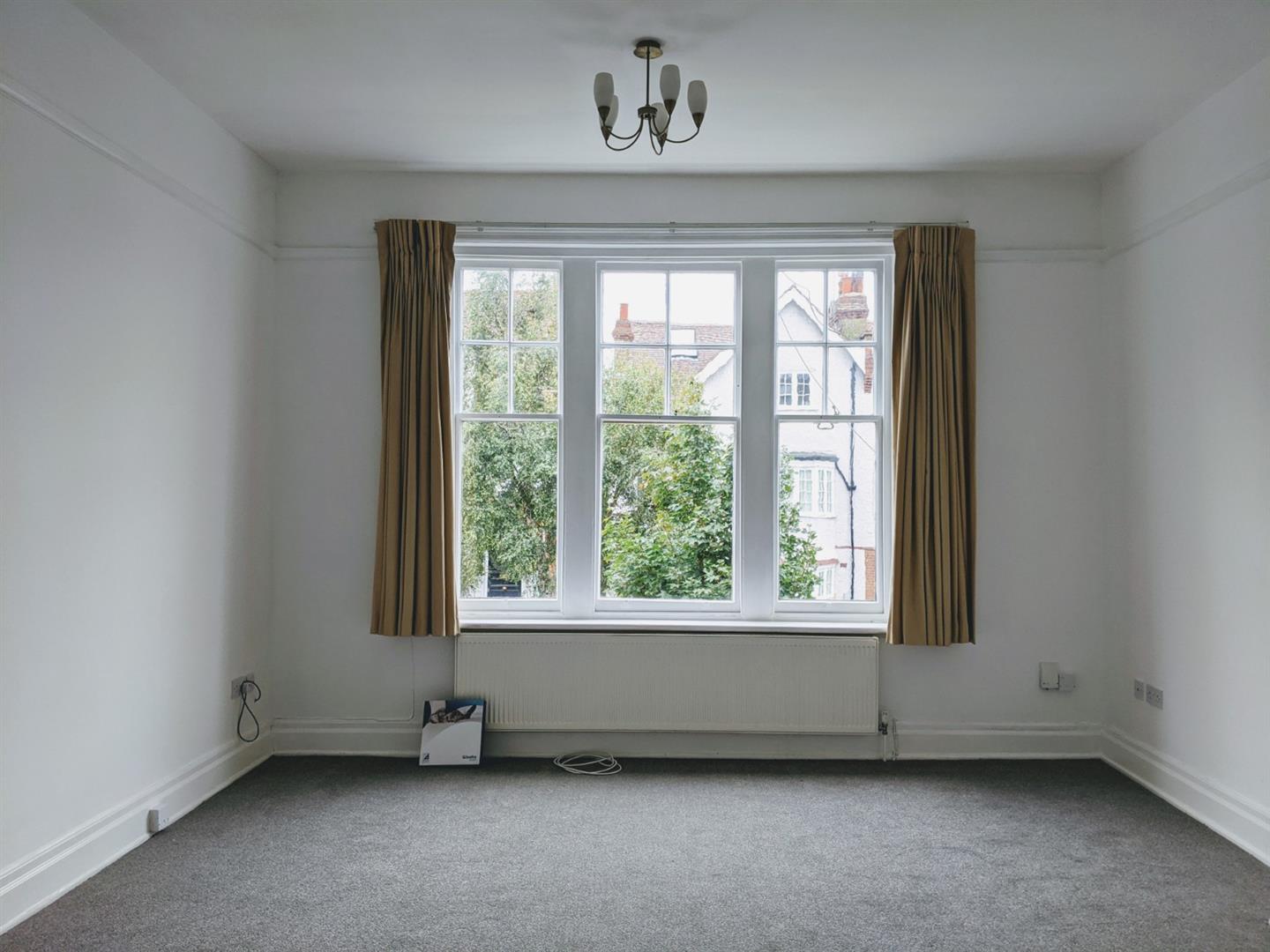Property Image 832ddf7b-4a90-4e1a-adff-b98da153a9c9