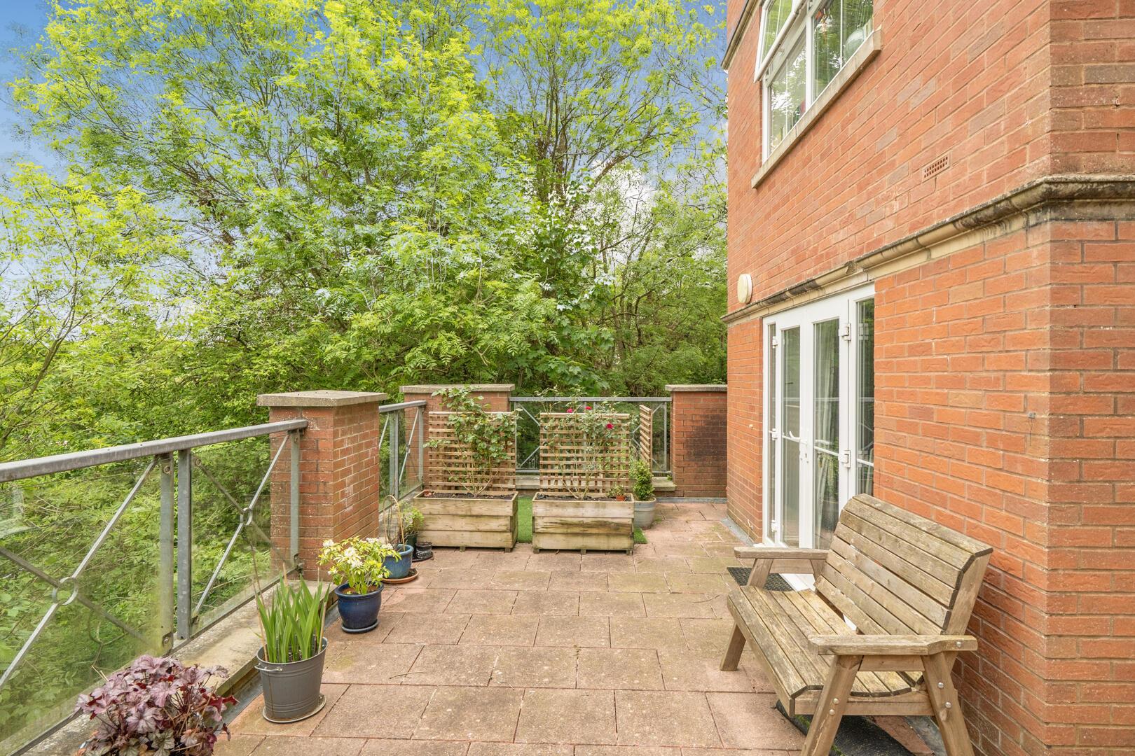 Property Image 833925cf-4a60-440d-ba2e-3288ac7c8764
