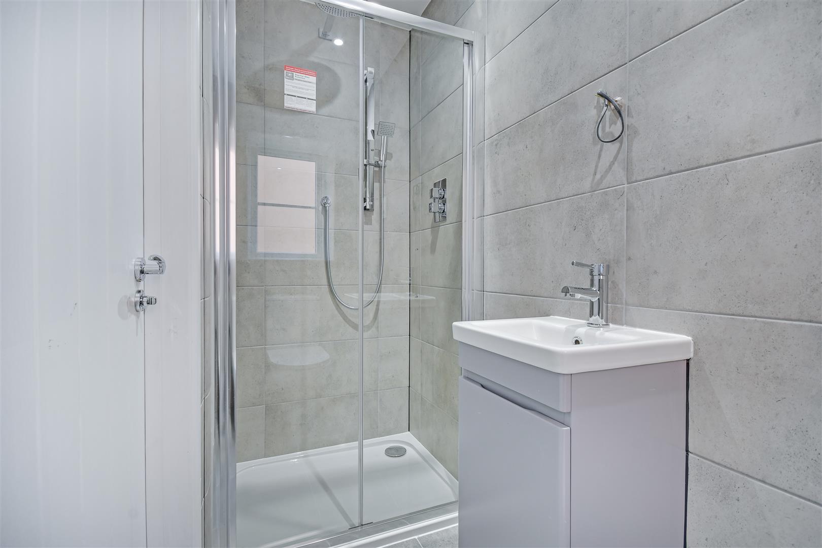 Property Image 833f9fc9-c85f-4de4-8816-a164b9d2f11f