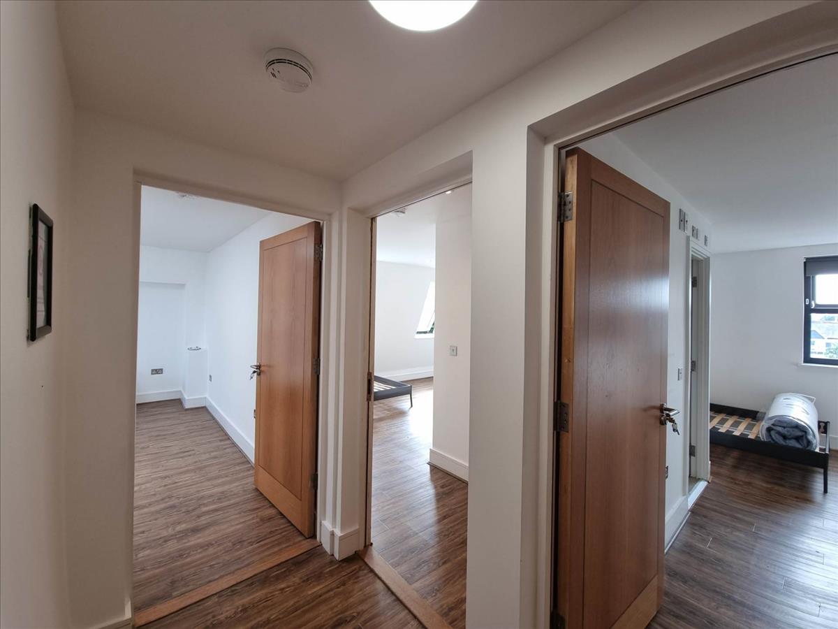 Property Image 835ea738-cef9-4f42-867b-d6ed5a136b05