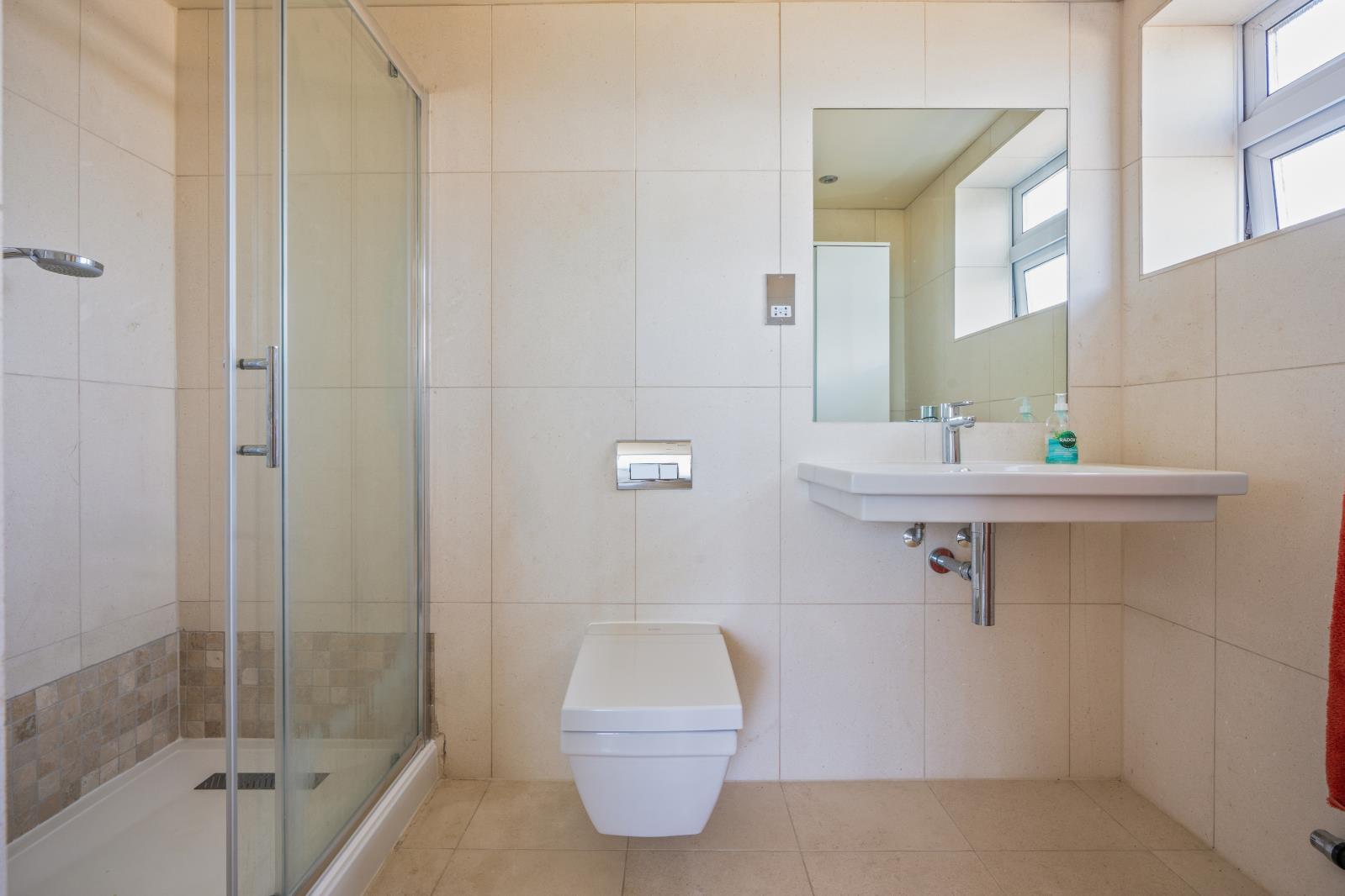 Property Image 83770d2b-9428-43b6-9e0a-507f3aed4d51