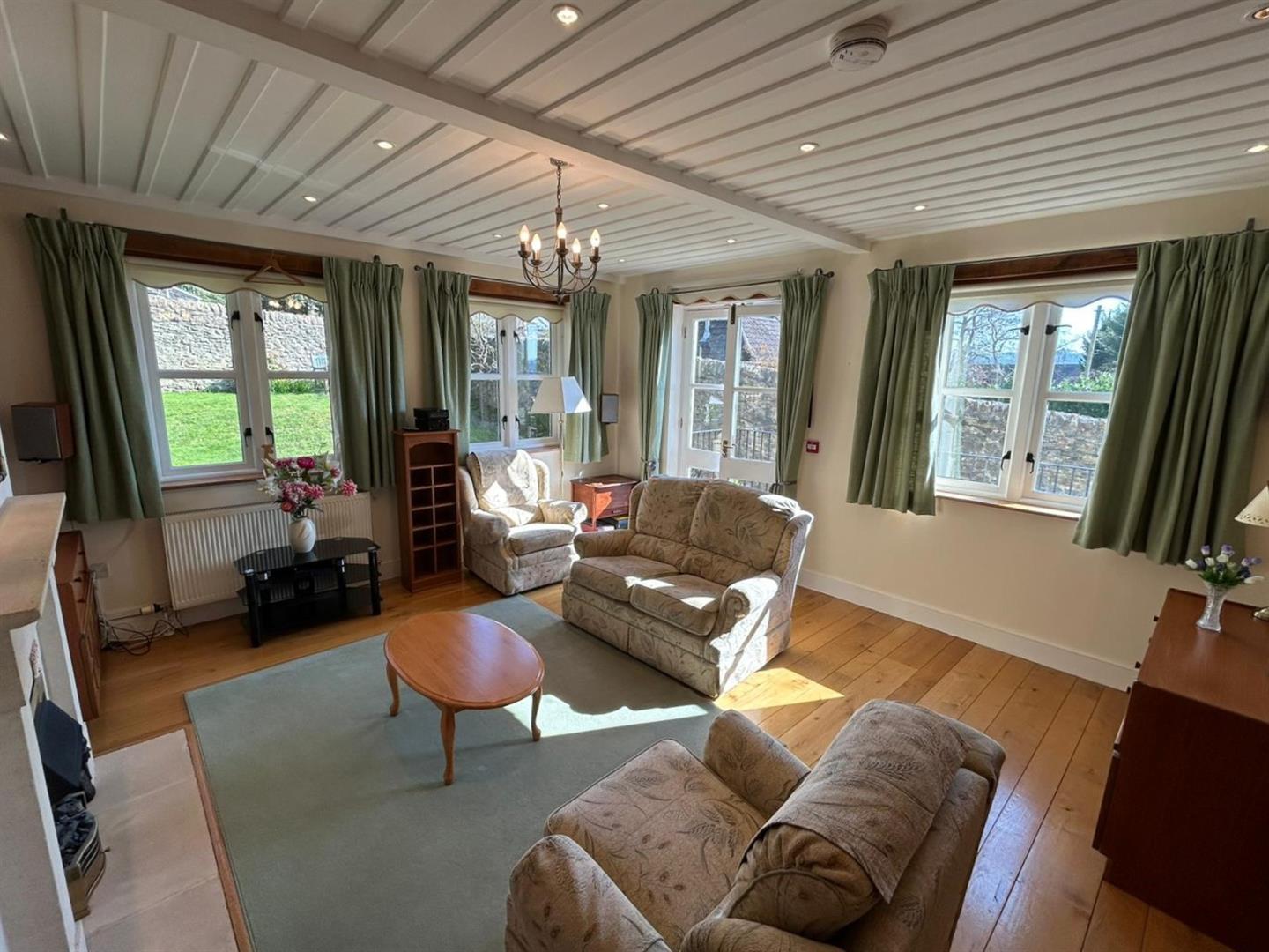 Property Image 837ac0d9-e012-4fa7-8698-1a2845f983a3