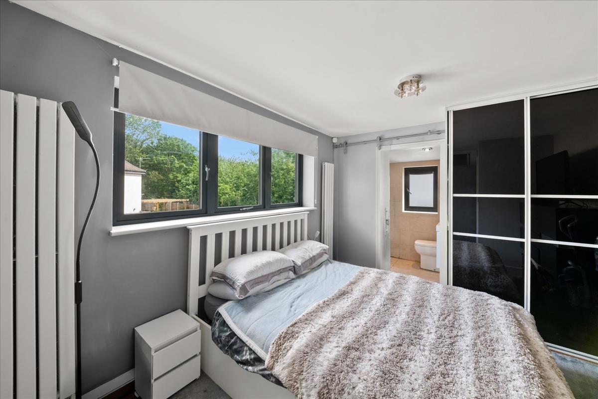 Property Image 839cc602-40fd-4ff6-9705-23c7c9ab8783