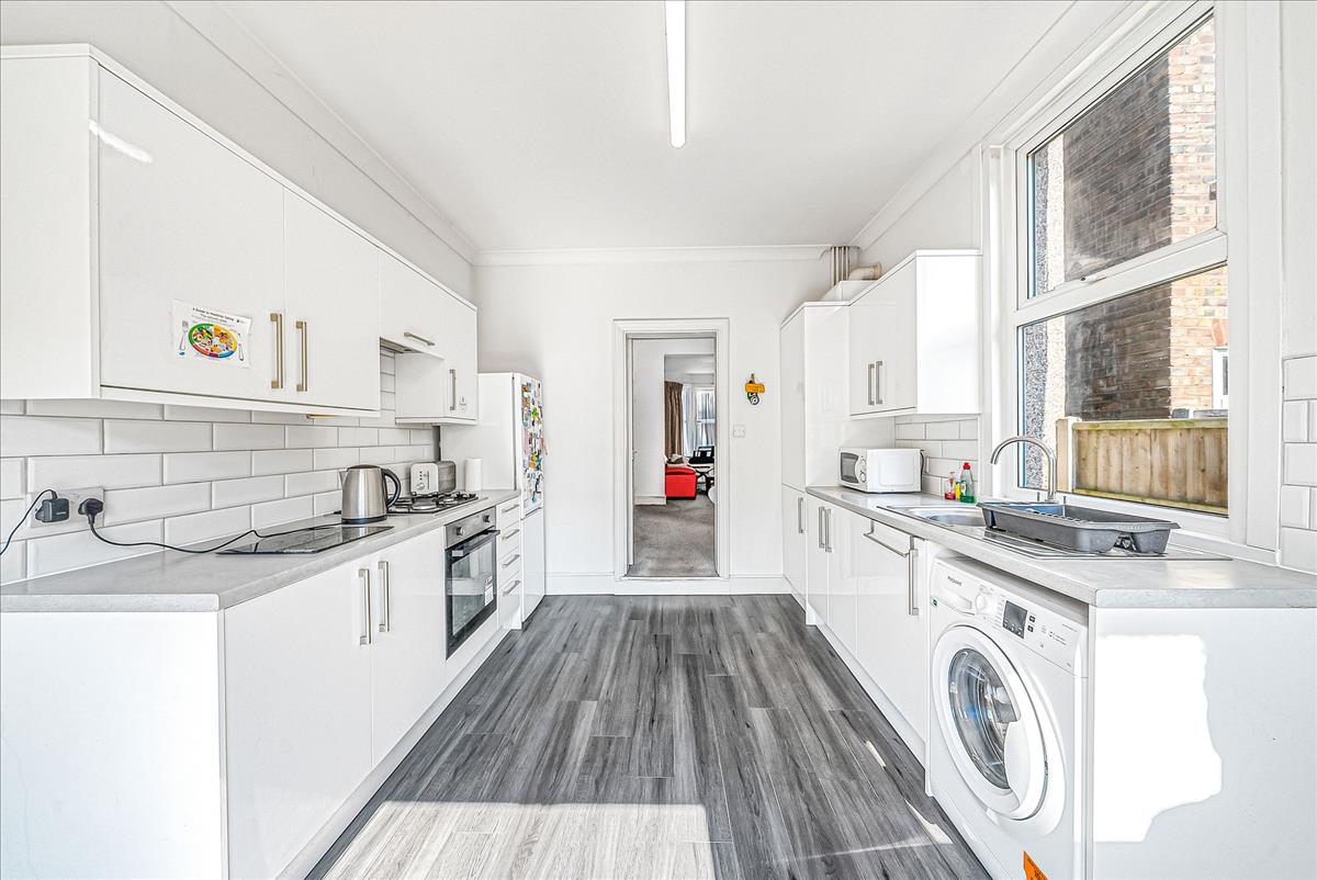 Property Image 839d37f2-9fc8-4036-b4f4-10a0c6e559bf