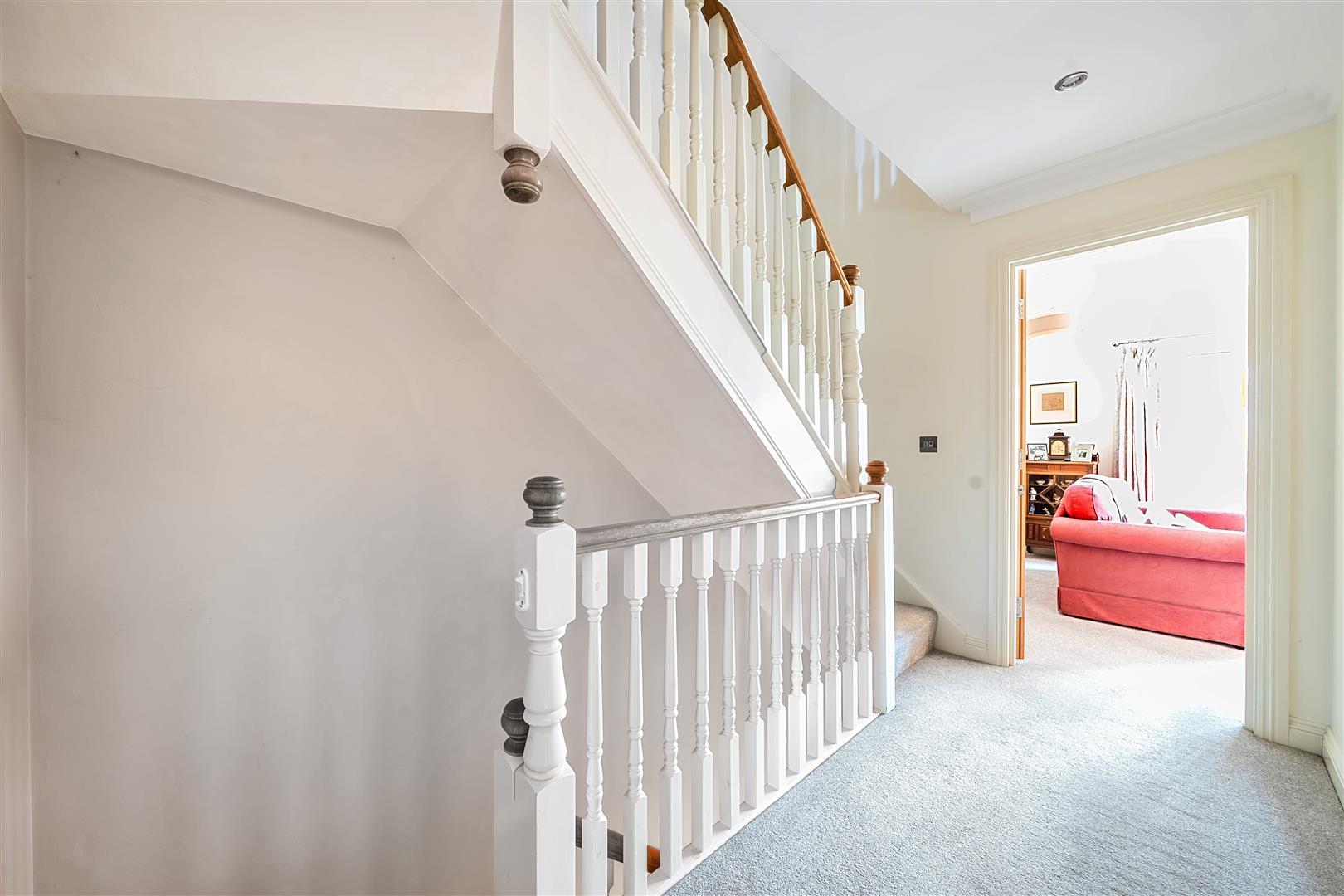 Property Image 83a71264-54d6-4734-b328-ec0d33b63f3d