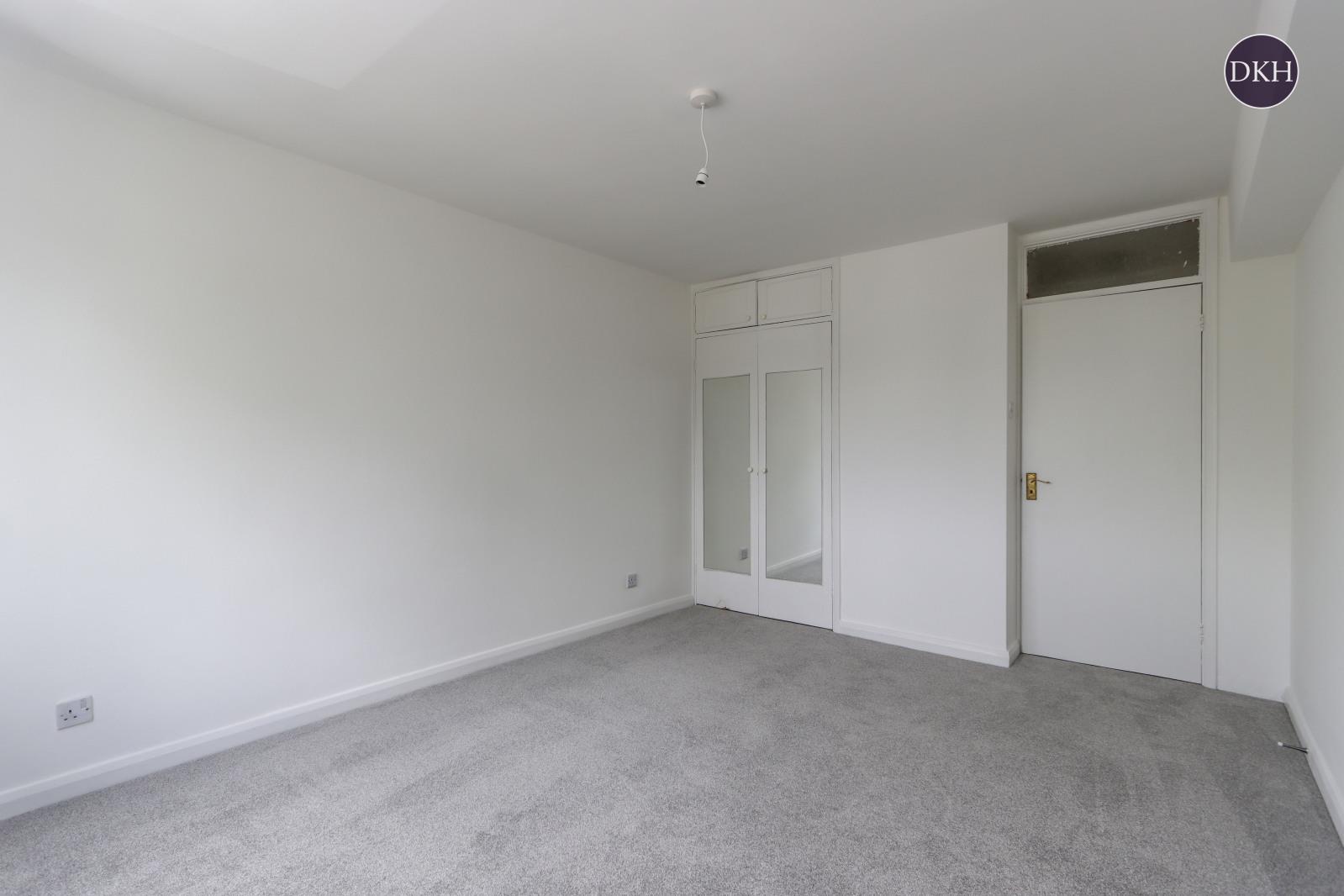 Property Image 83ae1f88-1978-4f5e-836c-95dfcf7b1dc5