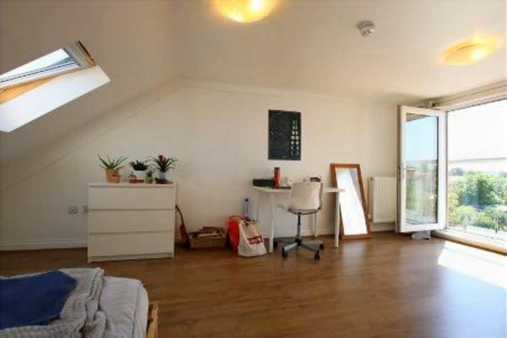 Property Image 83b276a4-dcdf-43fc-a77d-e31fc9a92c0b