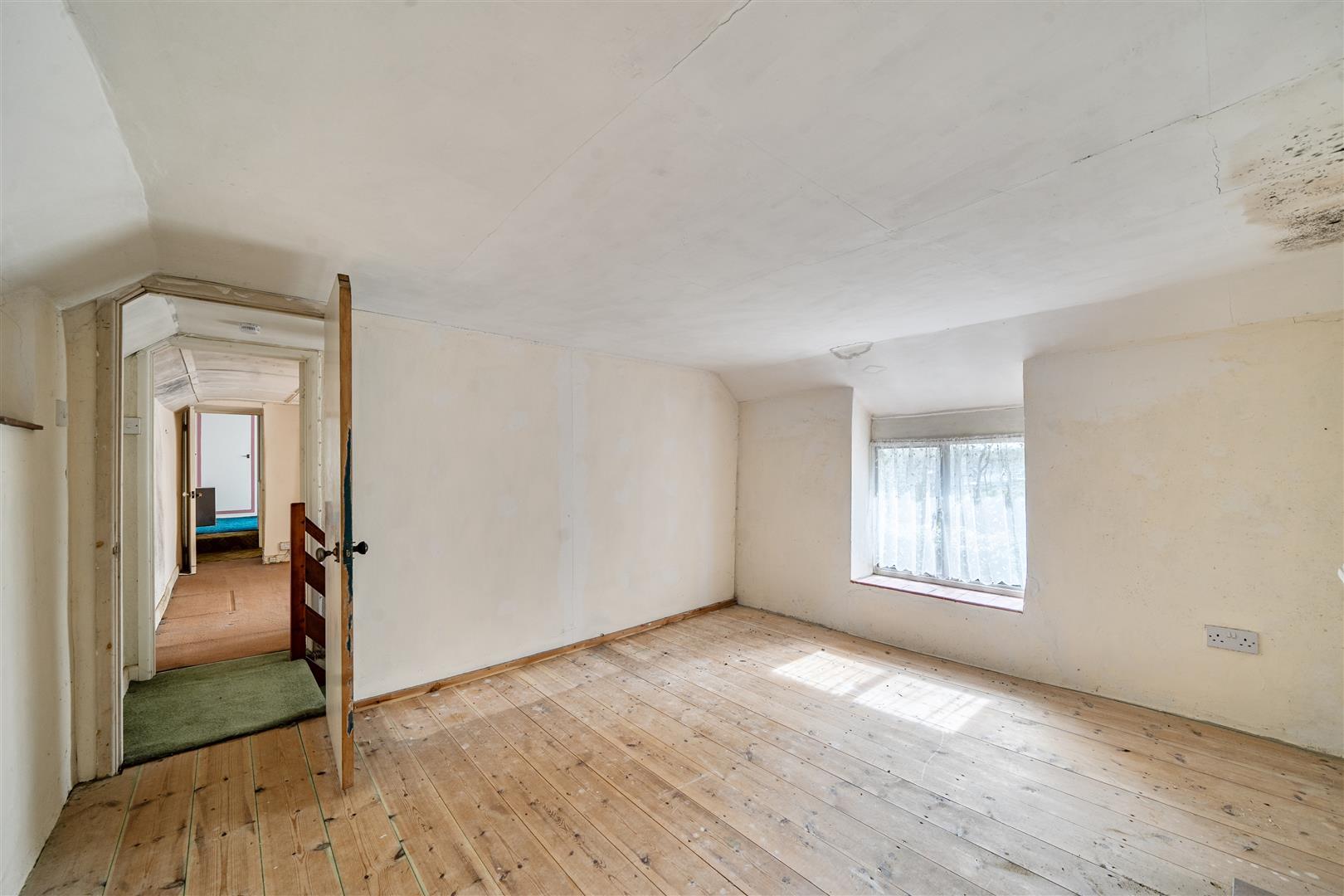 Property Image 83b35b89-82bb-4f22-a0cf-c1d0e6301d56