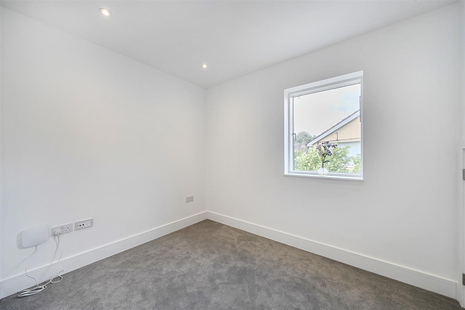 Property Image 83b3cf01-6eab-49de-97f6-4ad7e00ec91c