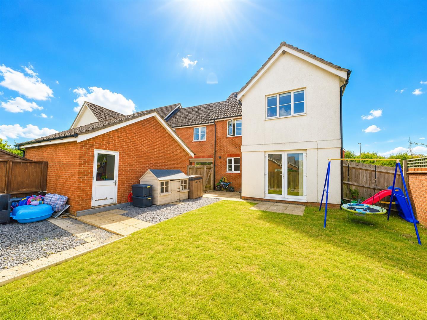 Property Image 83cbae58-7fd6-48b3-b758-066b5caf48dd