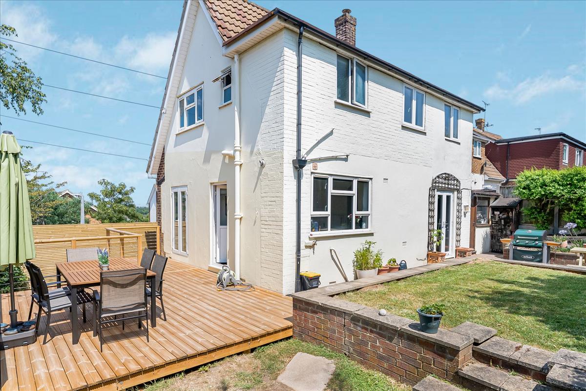Property Image 83e1b3d1-a101-4556-8a36-b2cd3a14f6da