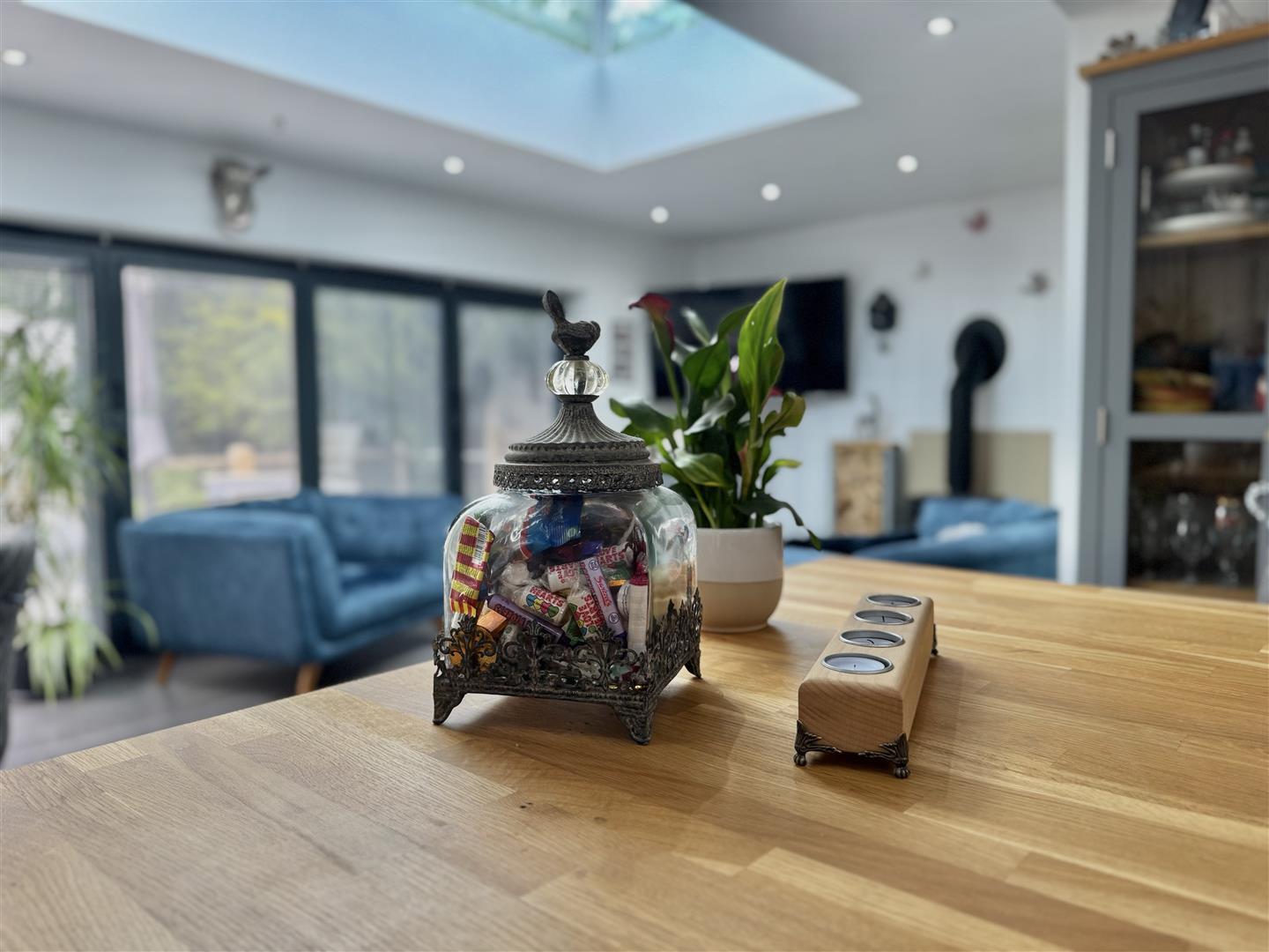 Property Image 83e70362-fee0-4ef8-8811-86b630253b4a