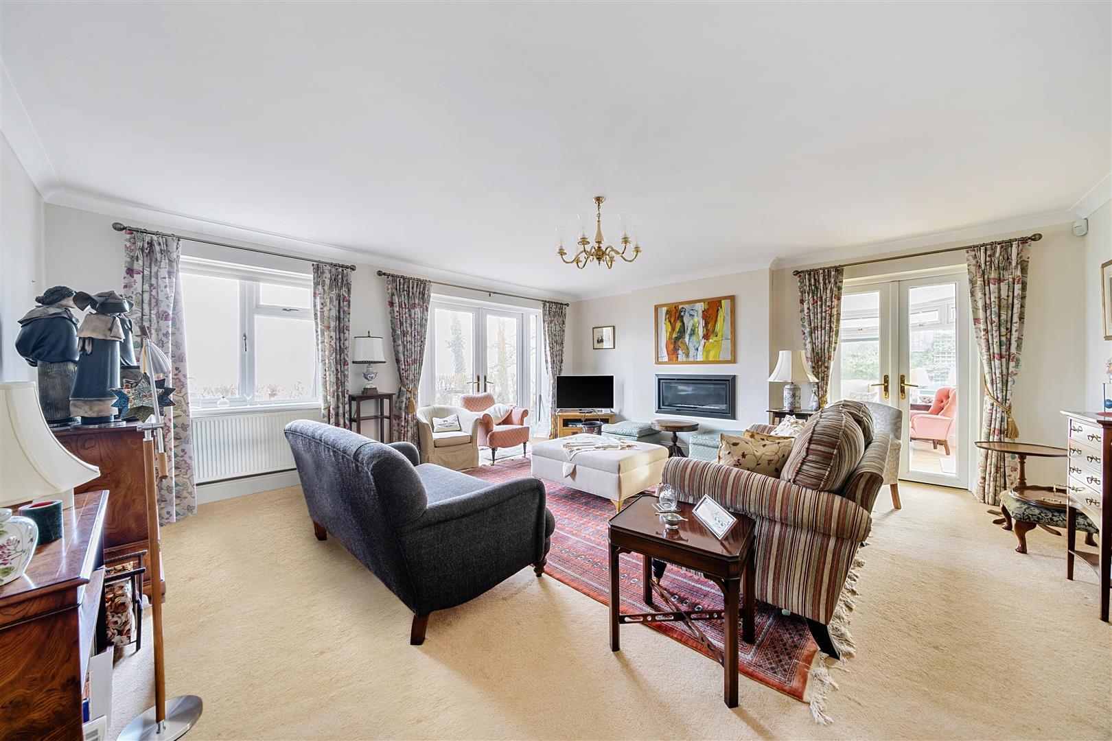 Property Image 83e7817d-8326-450d-b978-8c3557f0f643