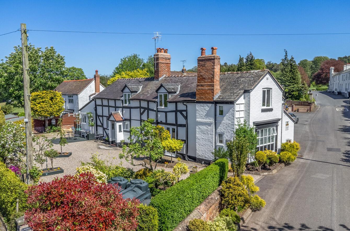 Property Image 83eaad94-fbf6-4a7b-b567-be6dd482410c