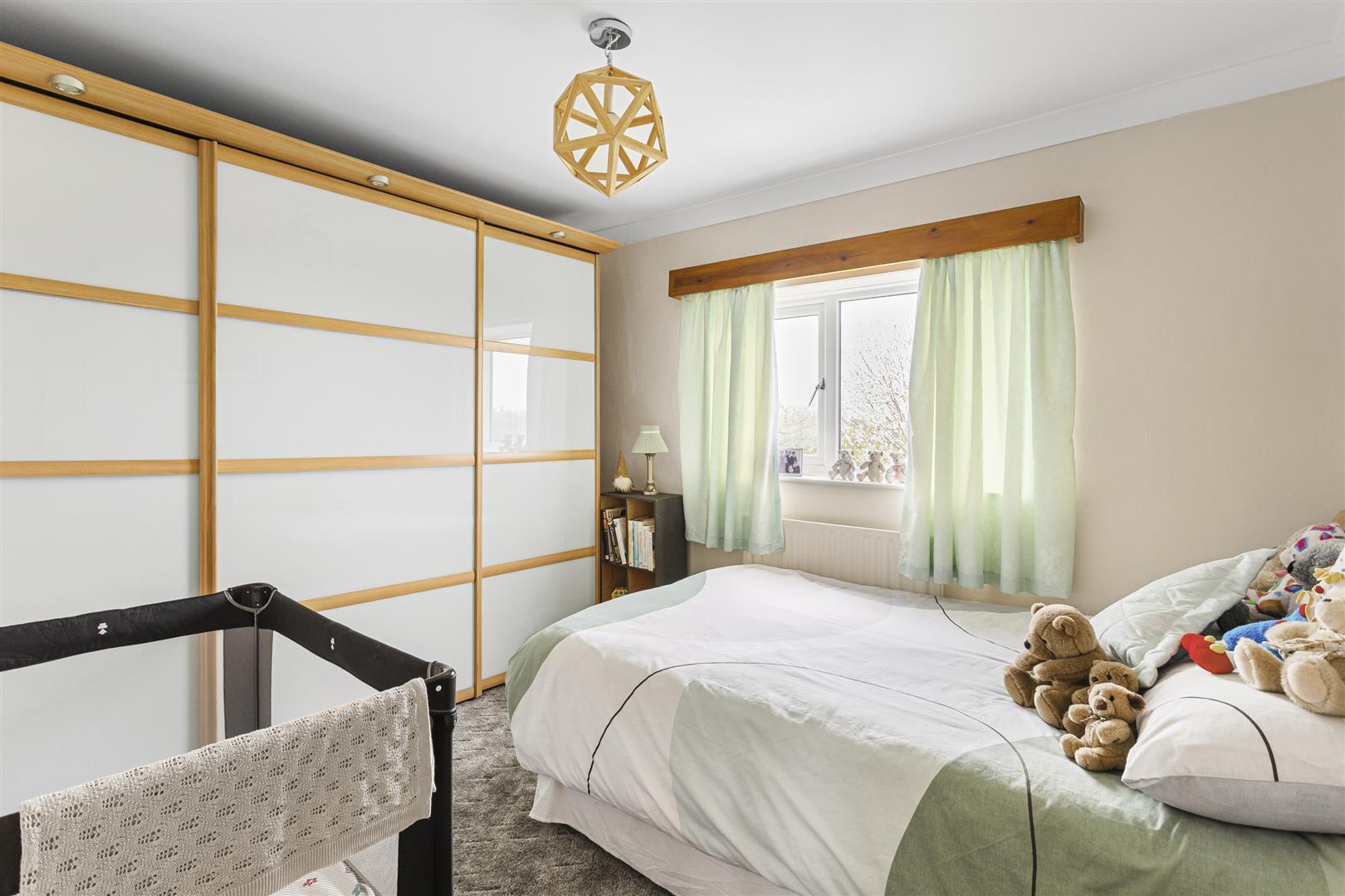 Property Image 83f08fe9-ffe7-459c-9686-03dc784e8bf6