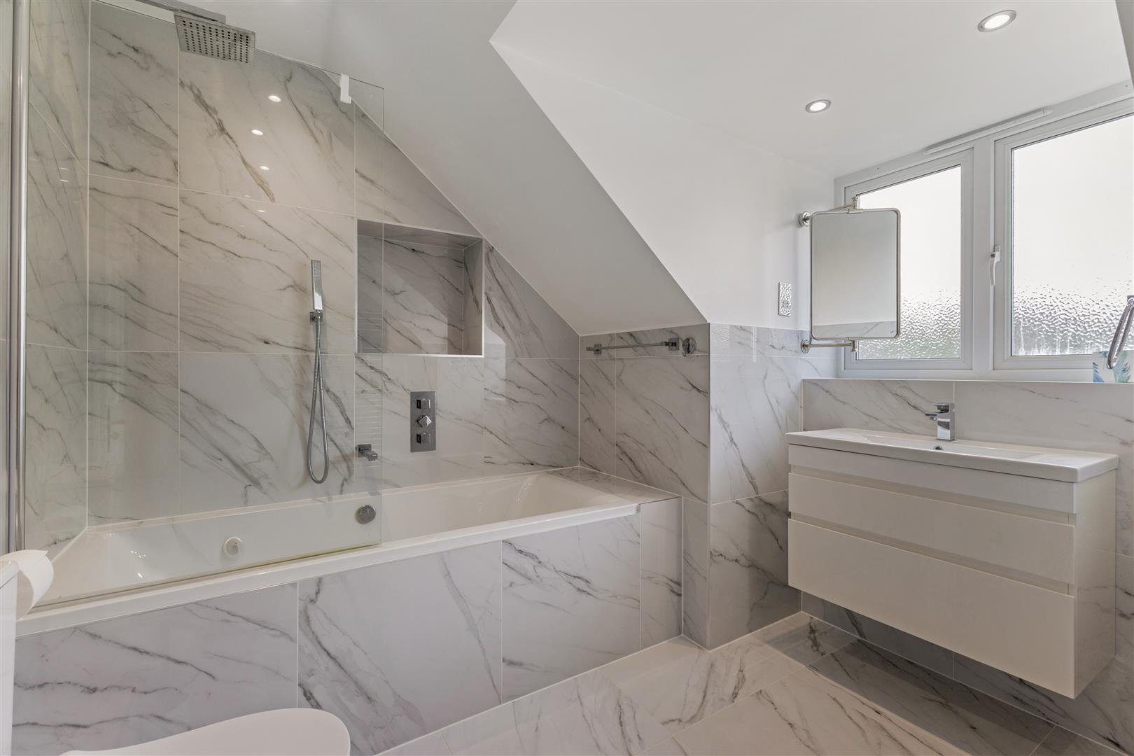 Property Image 83f22e6d-7f7e-44ec-8a3d-05023faee000