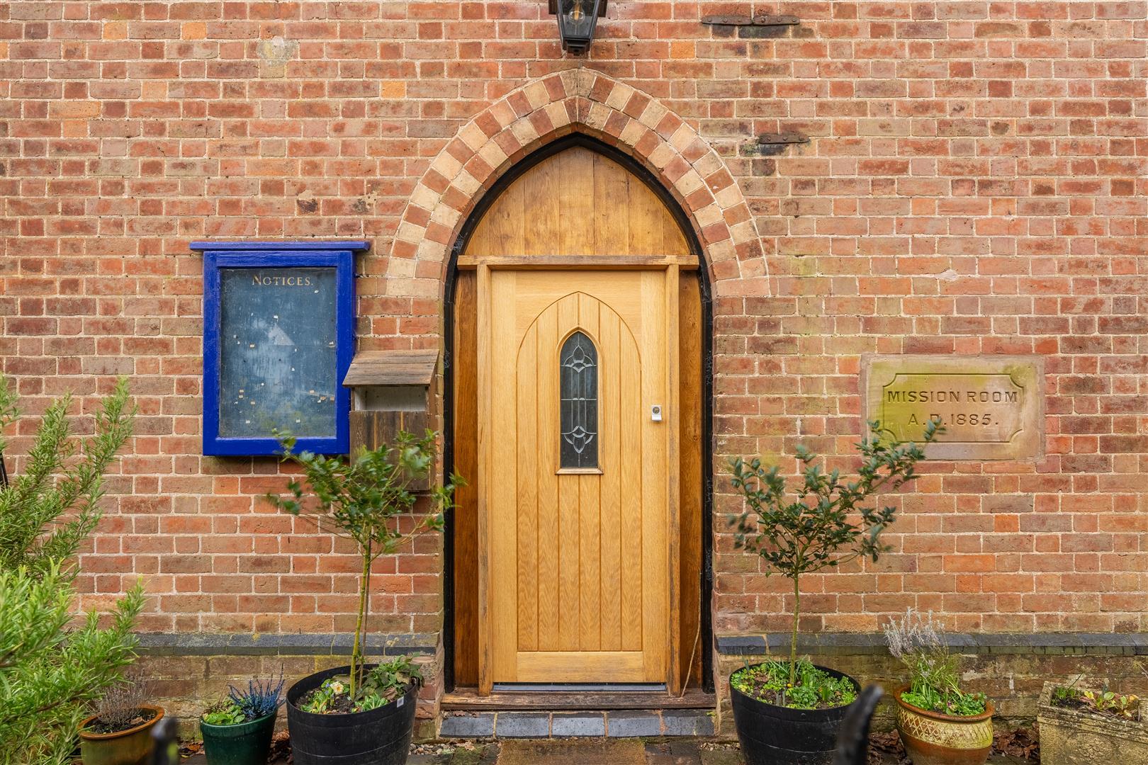 Property Image 840caf48-8694-49cb-86a8-8a66752e2e1c