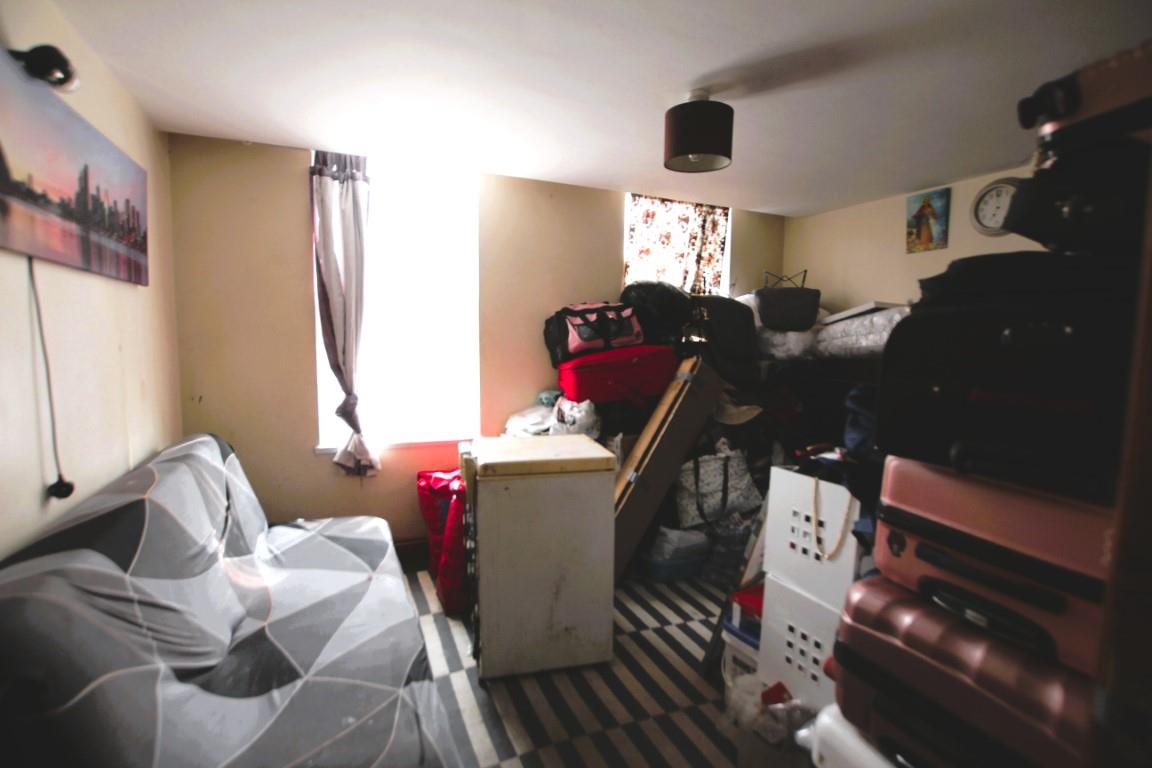 Property Image 8410d100-8f03-44af-8a2c-fc8f66063b7f