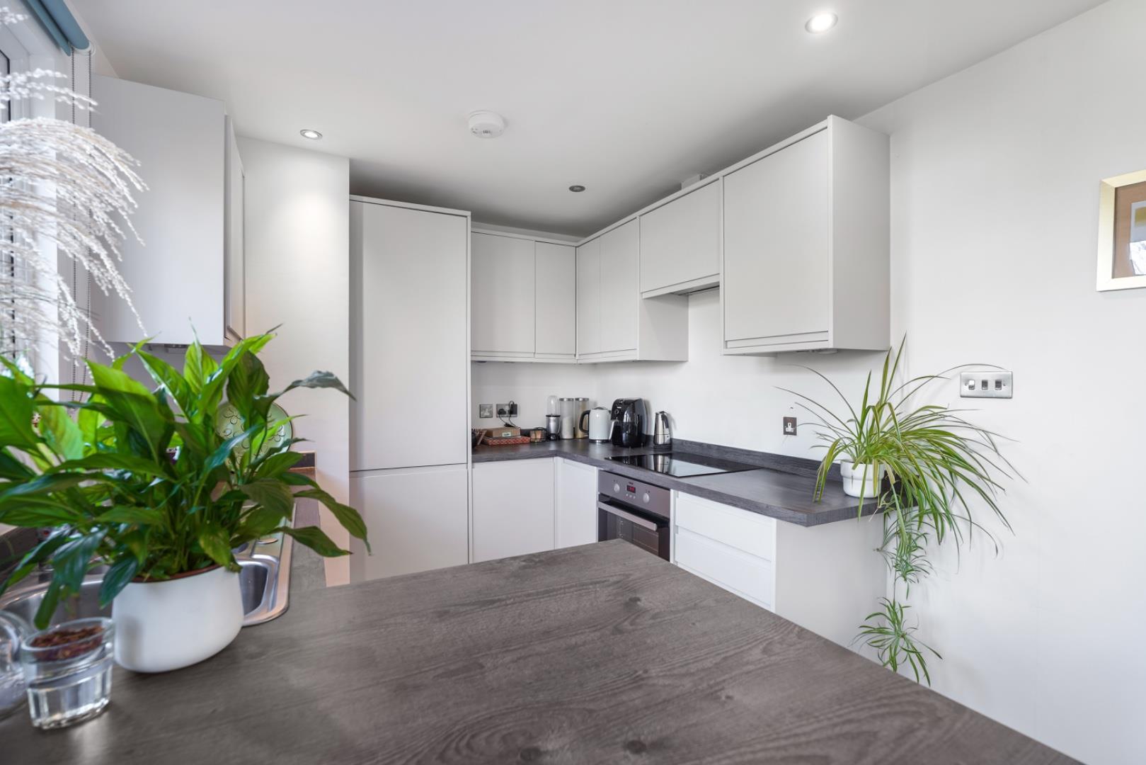 Property Image 841771f7-fdac-424f-995a-424384ec40e4