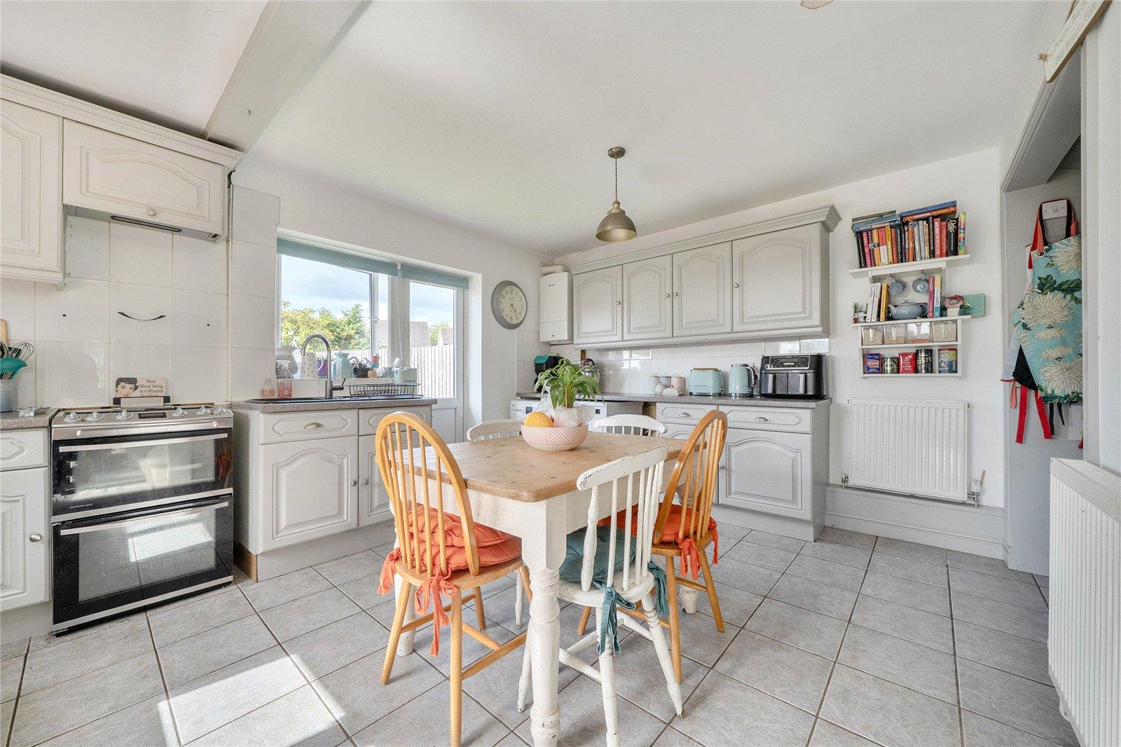Property Image 841b328e-c2e5-4301-b8ea-20db753b4f1b