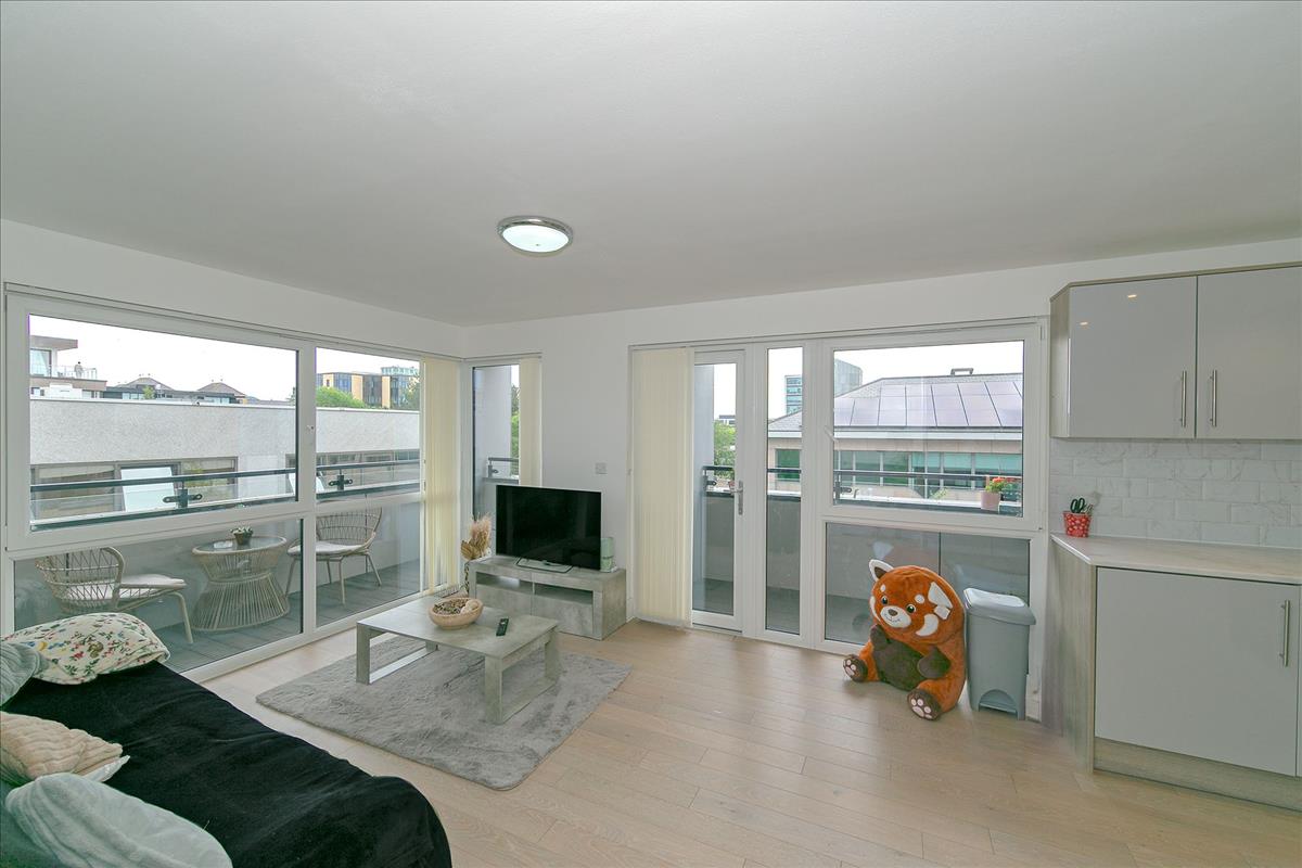 Property Image 84240f97-f5fb-431b-92cd-049f192511e9