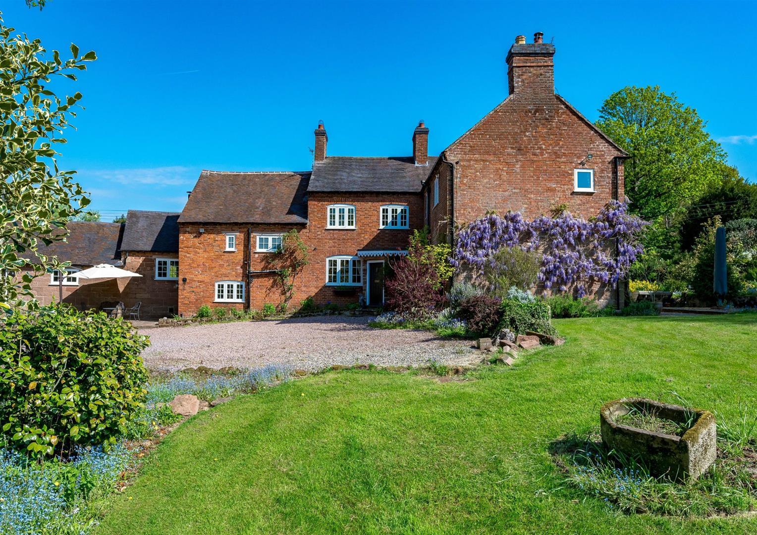 Property Image 842b6c71-be00-4a10-81f2-d85ba379587f