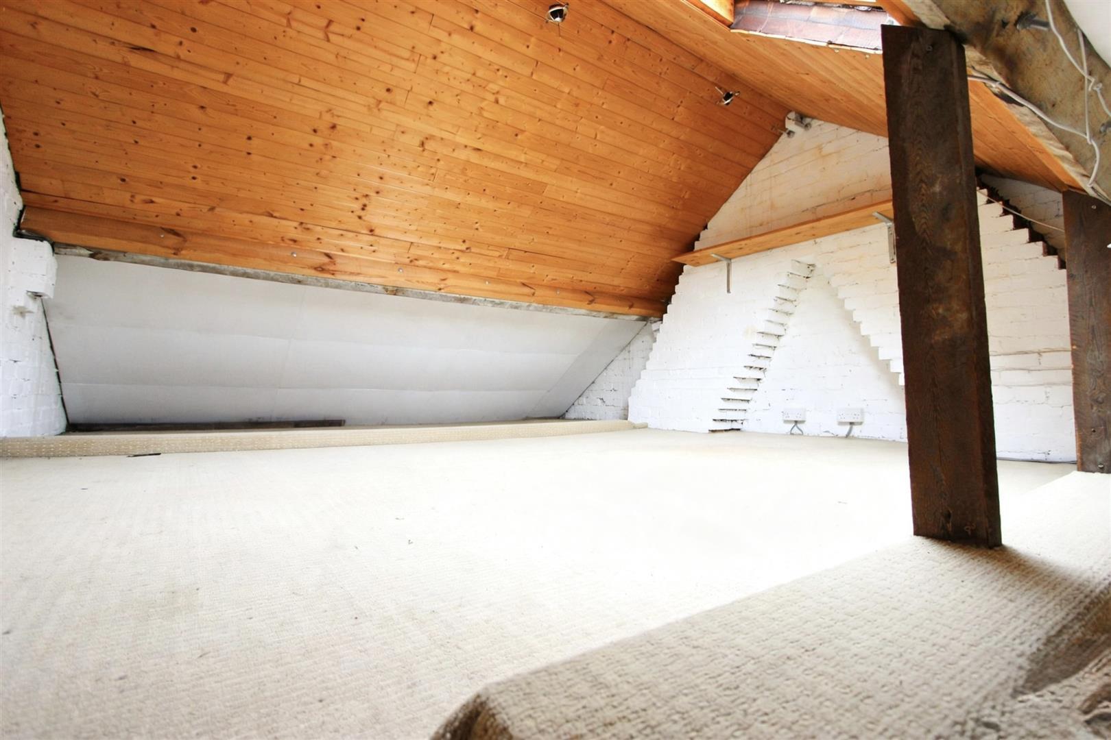 Property Image 842e1065-6e15-4d36-83e3-35a66698d34e