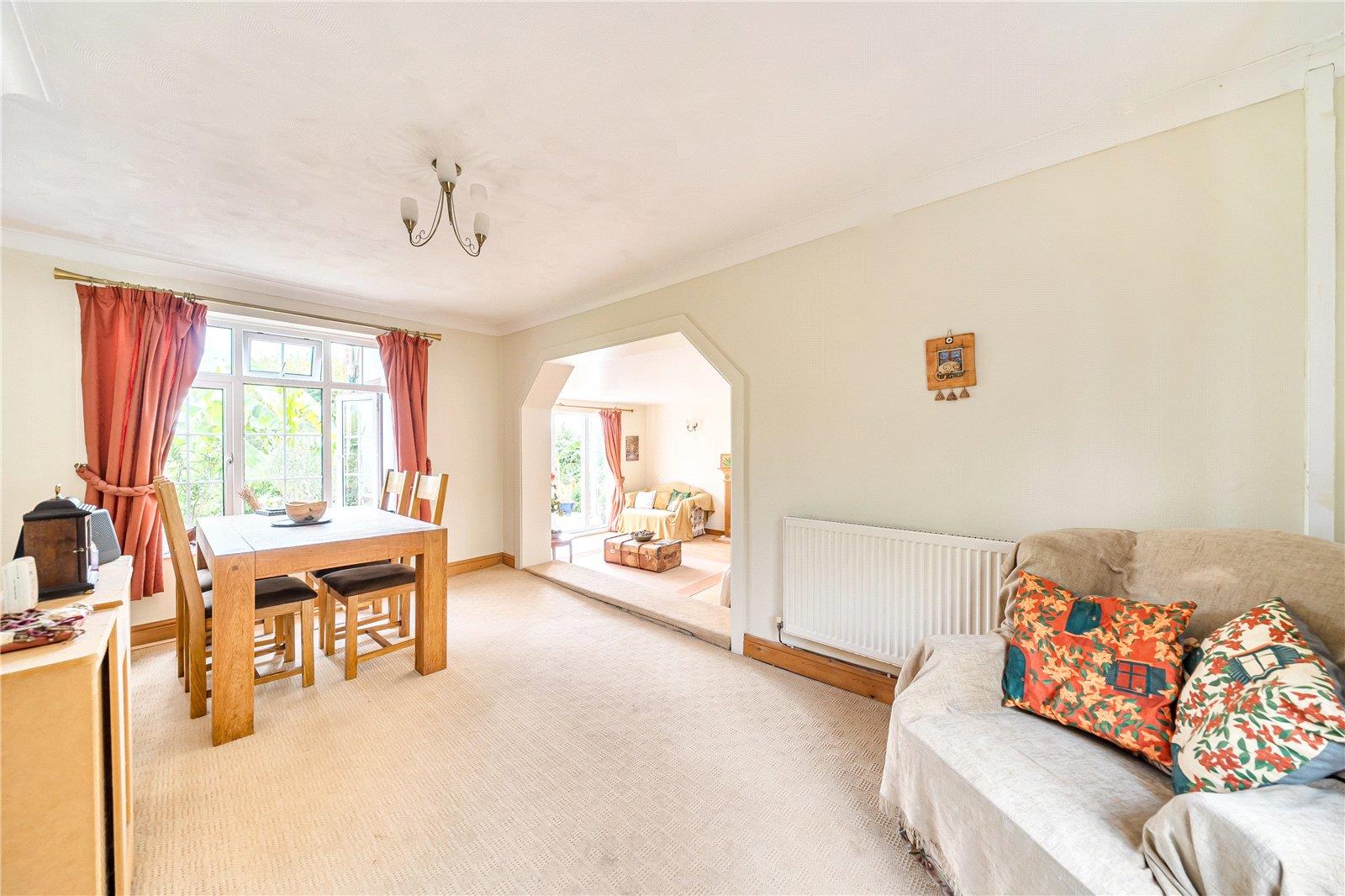 Property Image 8439a9ab-b646-4082-ad13-4d3385c23ac9