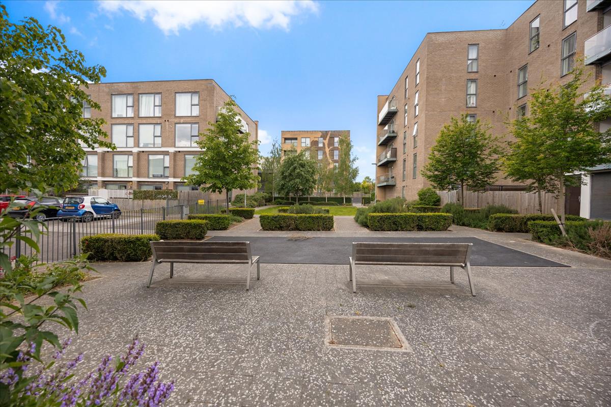 Property Image 8444e8fe-3354-4060-b92d-28c7f271ea33