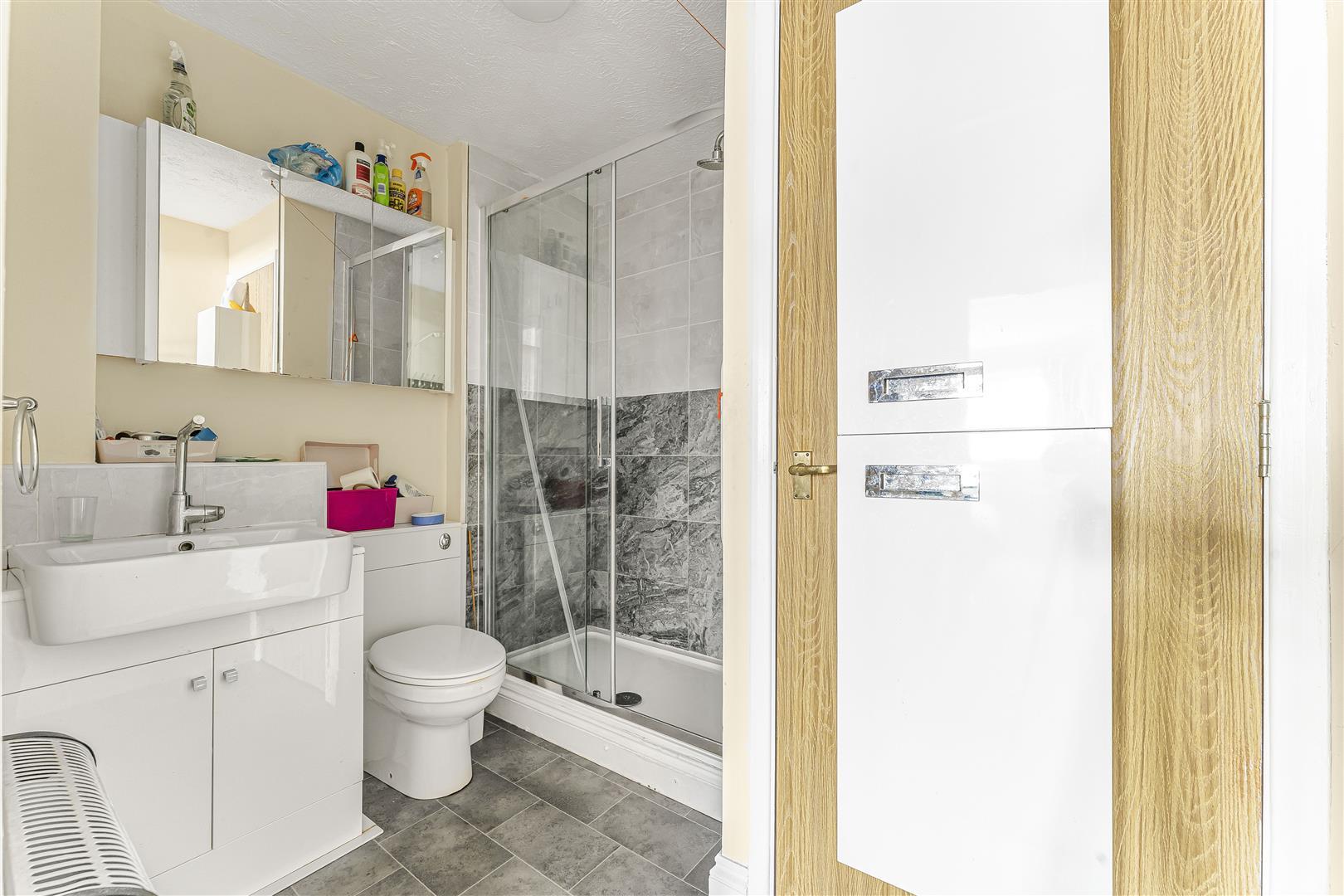 Property Image 8446dda5-d27d-46cb-9389-4529c0af0aa7