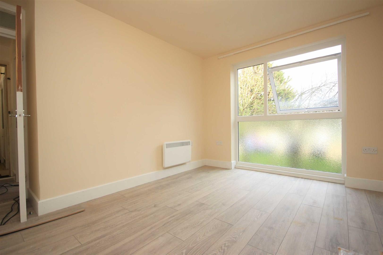 Property Image 8461c35c-0d8f-479b-8e8e-0b201afcaacb