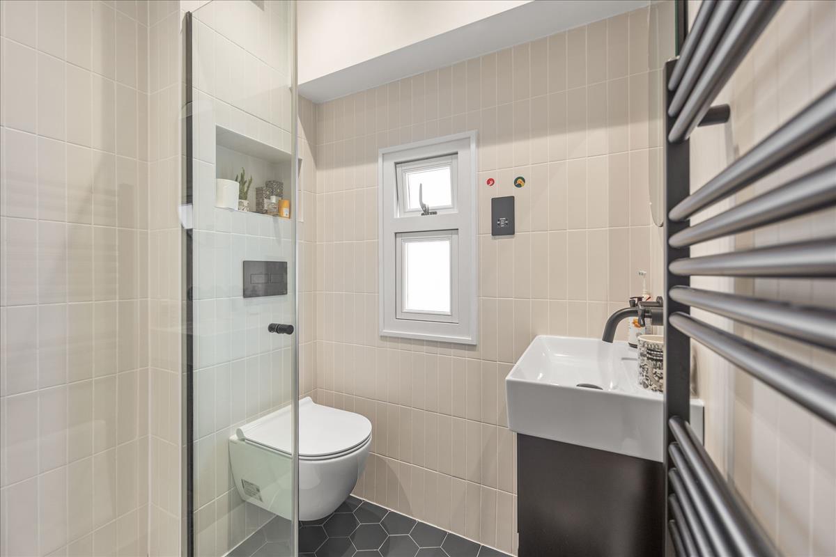 Property Image 84735250-b95f-4286-8d87-c3fcdcfada74
