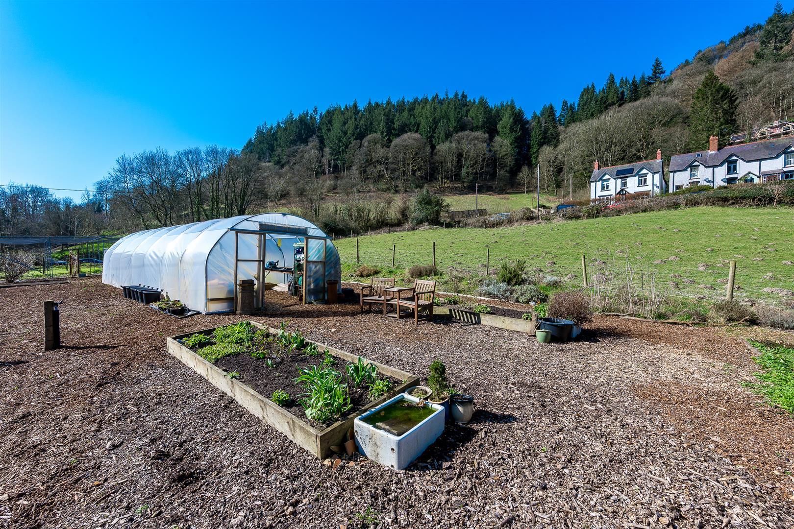 Property Image 847ca4f0-53e5-4c72-8bbf-861d5f407cbc