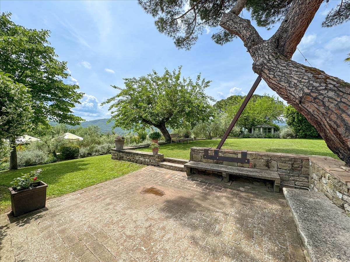 Property Image 849af554-b52b-4cb8-ab51-b1b975c8670a