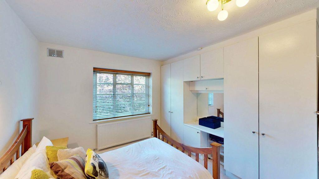 Property Image 84a0a370-cd5c-4a4b-bfb9-fab2a670d266