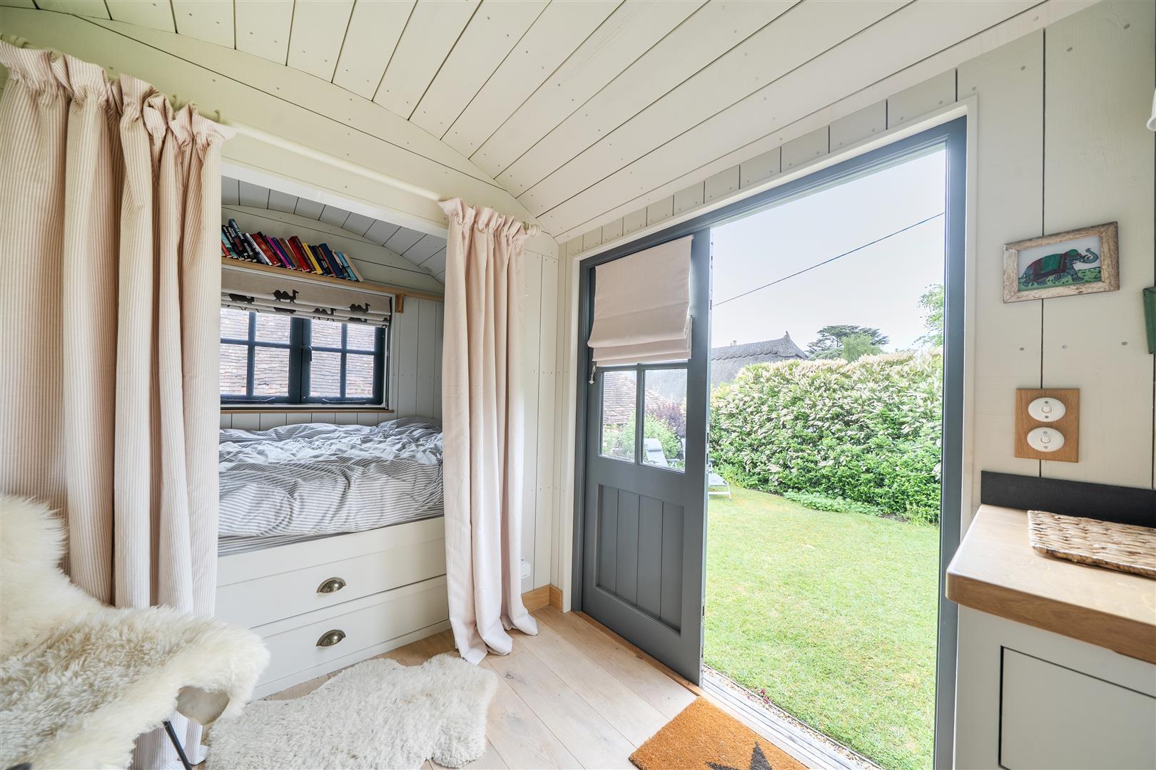 Property Image 84a80f52-7d89-4ffb-8c7b-0115894bea82
