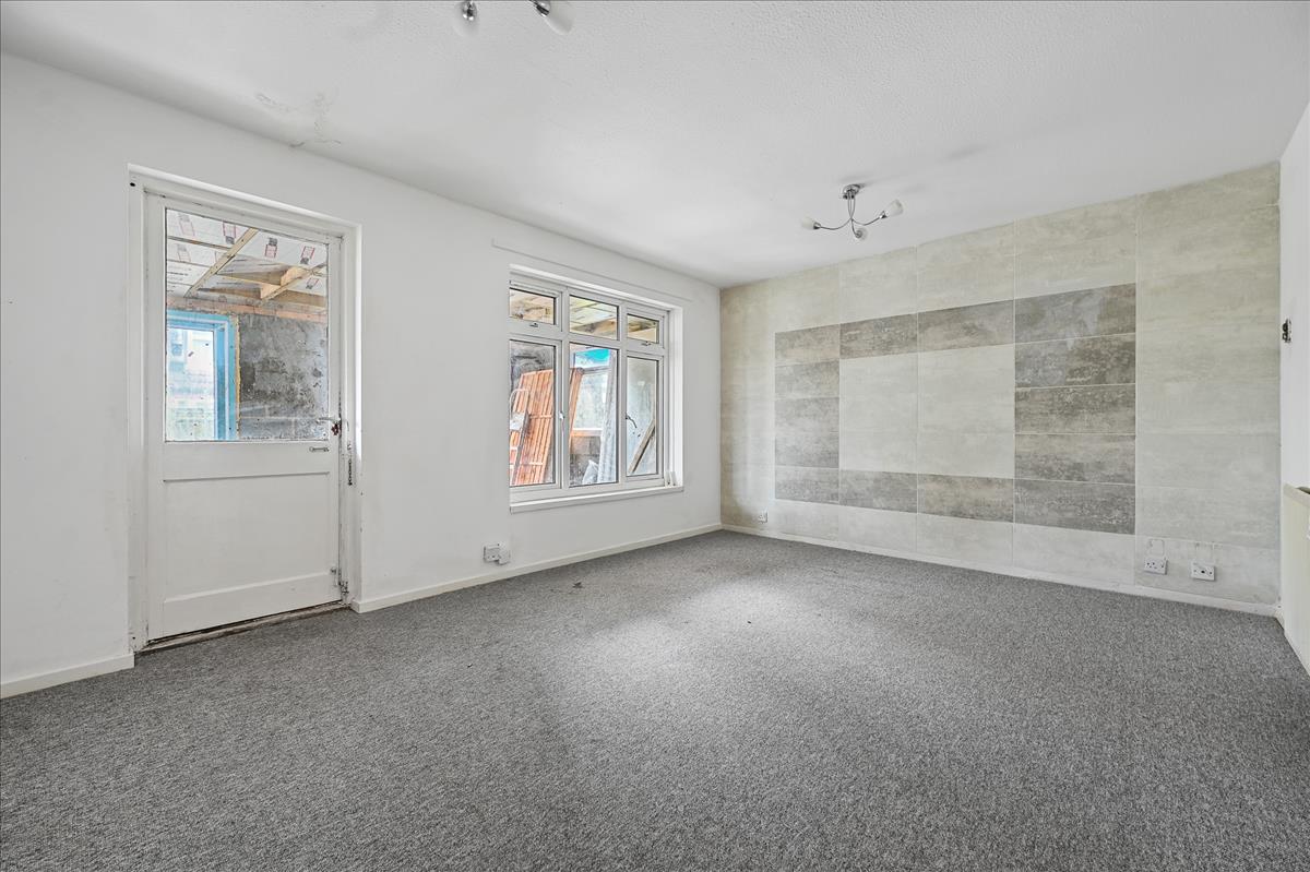 Property Image 84bd9948-4568-4013-a765-3e92e4290383