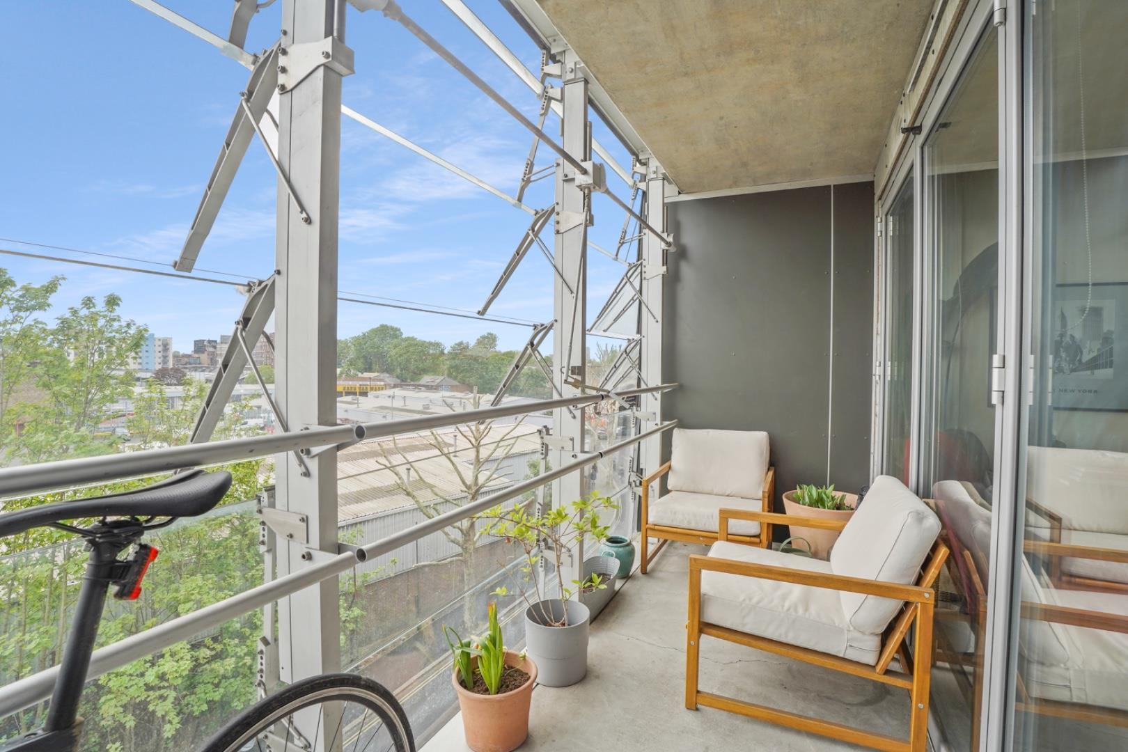 Property Image 84c45877-2b85-414c-8dfd-8b874f26621c